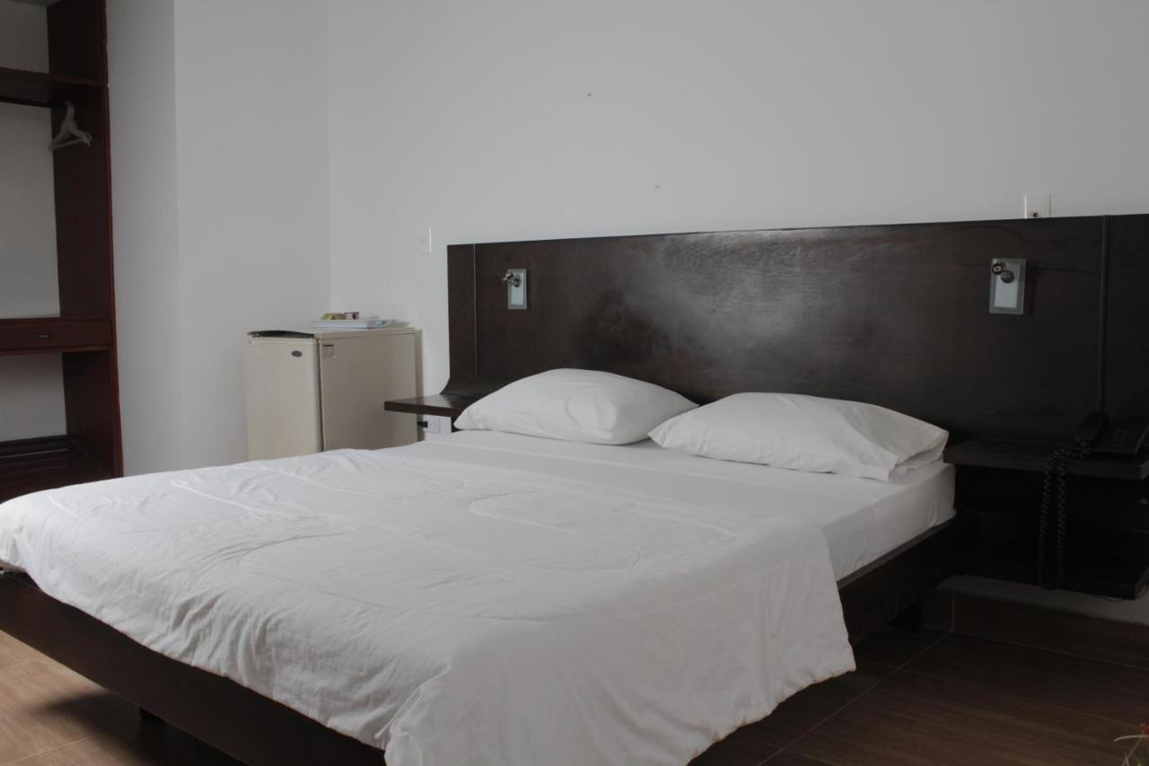 Hotel Zaraya Cucuta Bagian luar foto