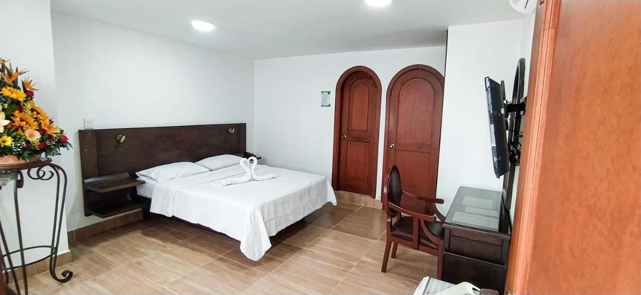 Hotel Zaraya Cucuta Bagian luar foto