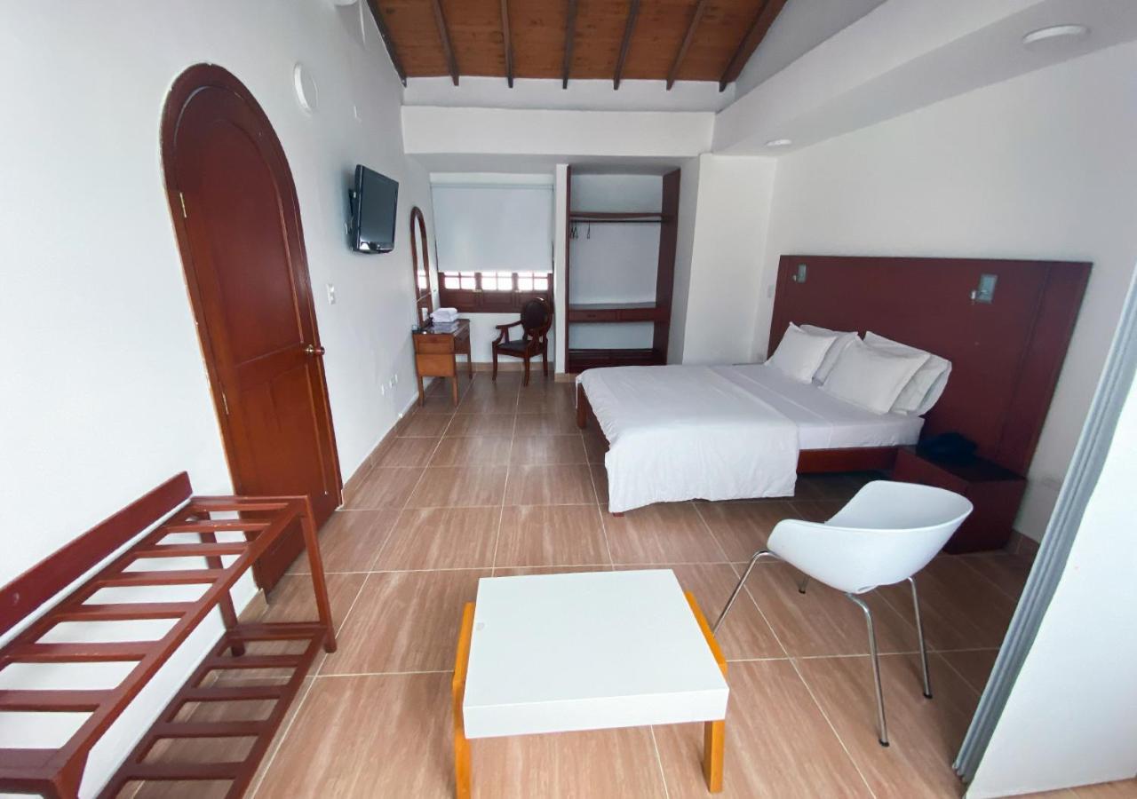 Hotel Zaraya Cucuta Bagian luar foto