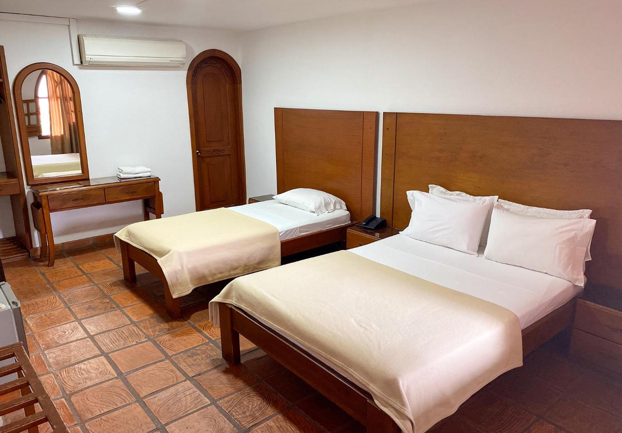 Hotel Zaraya Cucuta Bagian luar foto