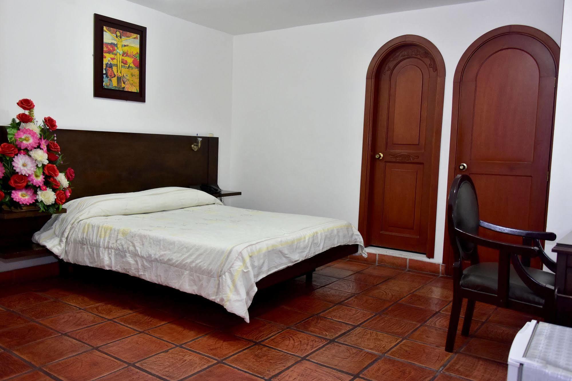 Hotel Zaraya Cucuta Bagian luar foto